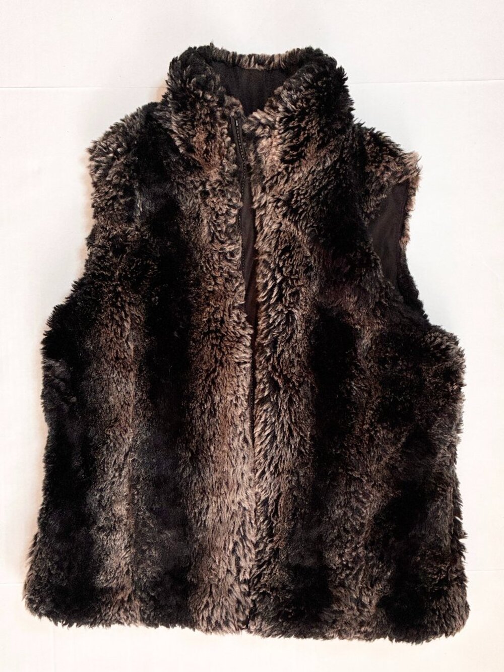 Reversible Faux Fur Vest Plush Layering Outerwear Winter Chic - M - Brown Black